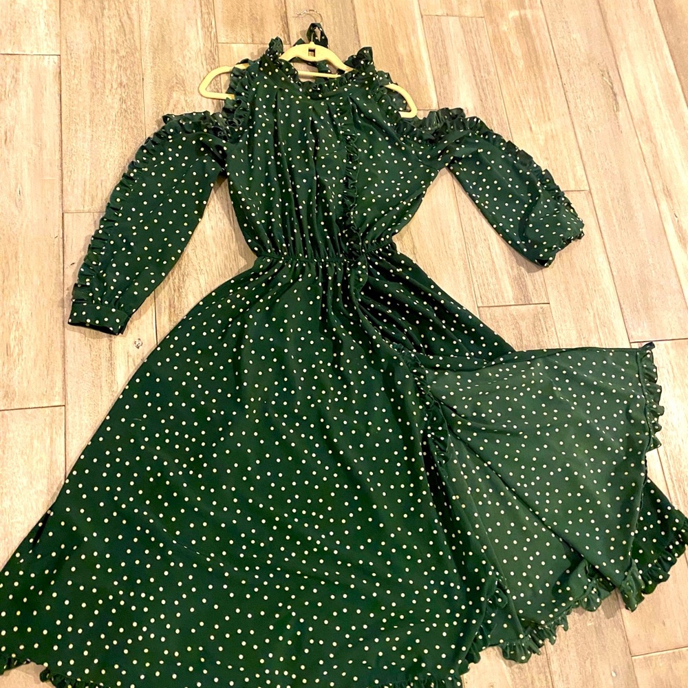 Beautiful dress, green